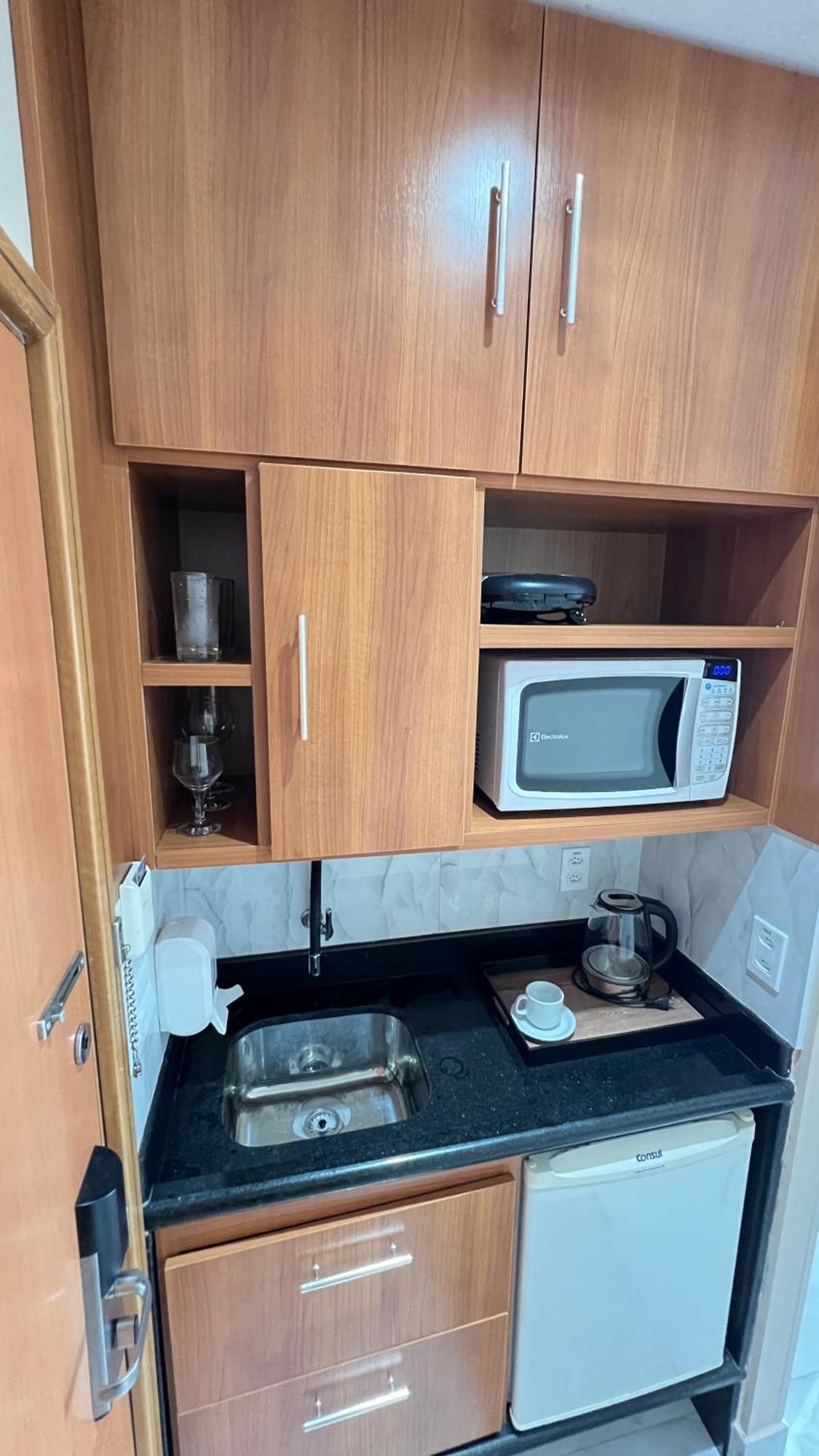 Flat No Condominio Do Edificio Tropical Executive E Residence Com Vista Para O Rio Манаус Екстериор снимка