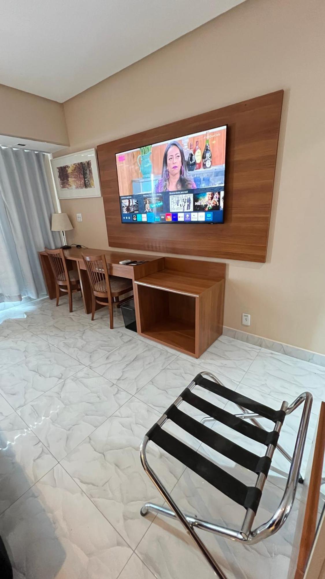 Flat No Condominio Do Edificio Tropical Executive E Residence Com Vista Para O Rio Манаус Екстериор снимка