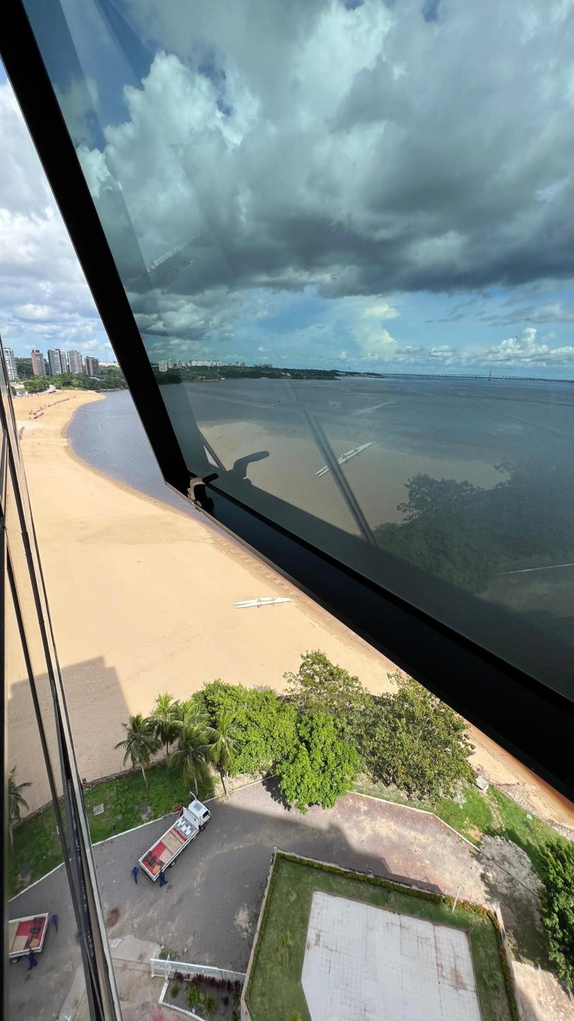 Flat No Condominio Do Edificio Tropical Executive E Residence Com Vista Para O Rio Манаус Екстериор снимка